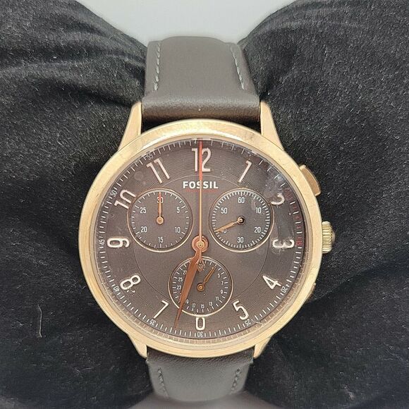 Fossil Abilene CH3099 Women's Gray Leather Analog Dial Quartz Wrist Watch BC958 - Picture 1 of 10